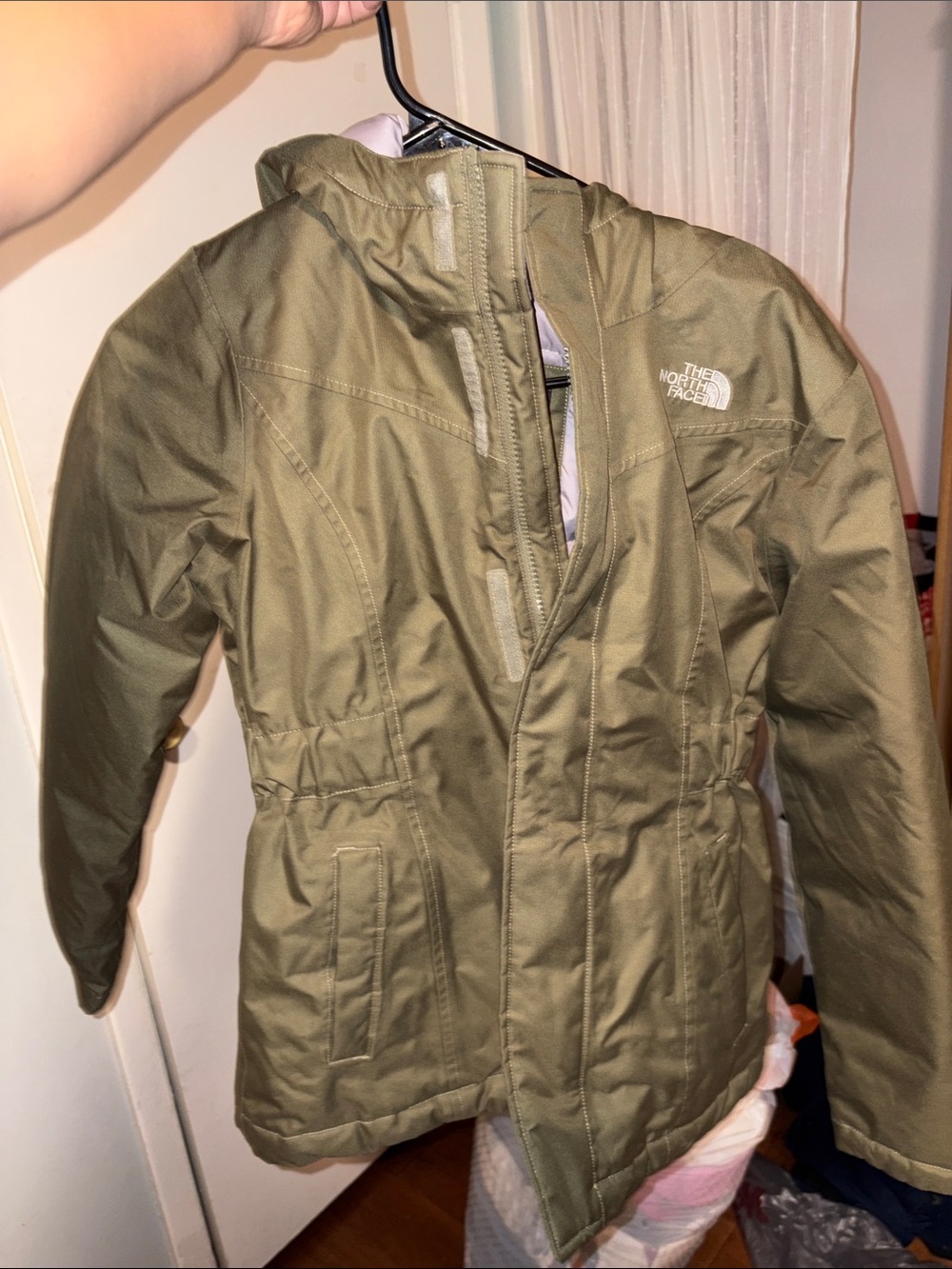 NORTH FACE GIRLS PUFFER SKI JACKET